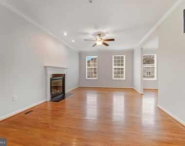 609 Tebbston Drive - Photo Thumbnail 7