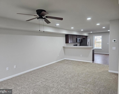 205 Fairfax Lane - Photo Thumbnail 2
