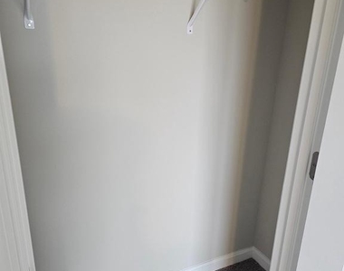 203 Fairfax Lane - Photo Thumbnail 16