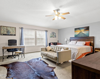 1545 Harvest Cove Drive - Photo Thumbnail 11