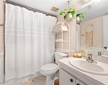 1085 Forest Lakes Drive - Photo Thumbnail 12