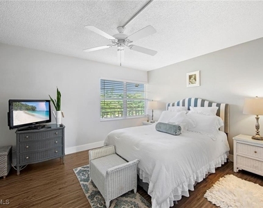 1085 Forest Lakes Drive - Photo Thumbnail 13