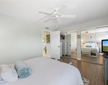 1085 Forest Lakes Drive - Photo Thumbnail 15