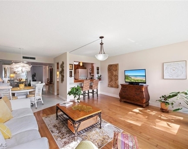 1085 Forest Lakes Drive - Photo Thumbnail 9