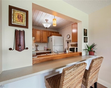 1085 Forest Lakes Drive - Photo Thumbnail 11
