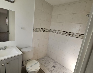 326 Palmetto Drive - Photo Thumbnail 4