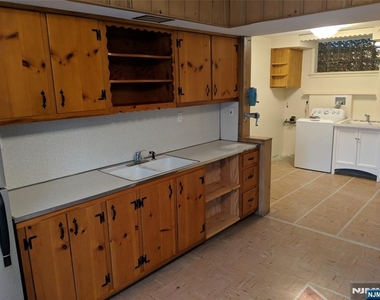 711 W Saddle River - Photo Thumbnail 35