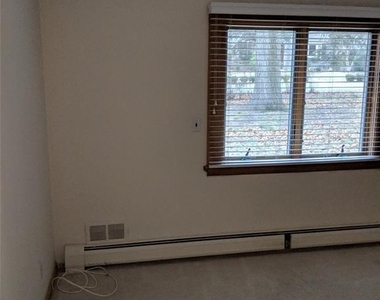 711 W Saddle River - Photo Thumbnail 17