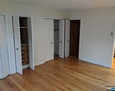 711 W Saddle River - Photo Thumbnail 26