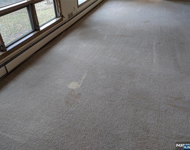 711 W Saddle River - Photo Thumbnail 11