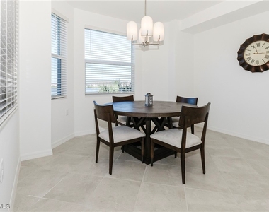 5715 Double Eagle Circle - Photo Thumbnail 8