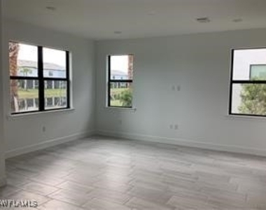 4275 Sonoma Oaks Circe - Photo Thumbnail 2