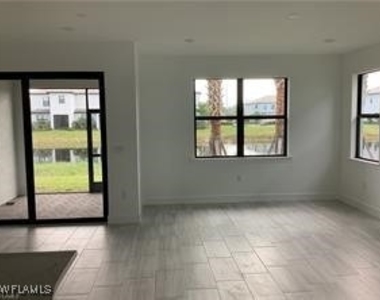 4275 Sonoma Oaks Circe - Photo Thumbnail 4