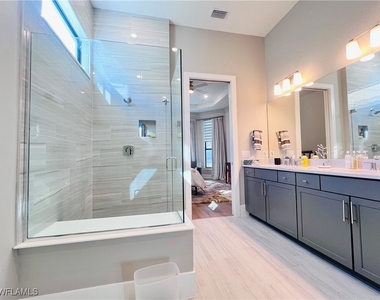 9124 Raintree Street - Photo Thumbnail 5