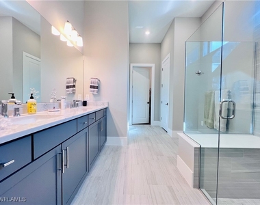 9124 Raintree Street - Photo Thumbnail 6