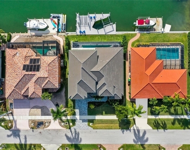 1621 Begonia Court - Photo Thumbnail 2