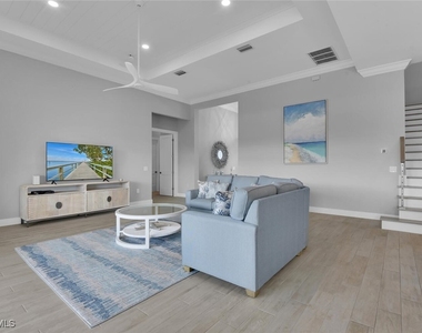 1621 Begonia Court - Photo Thumbnail 13