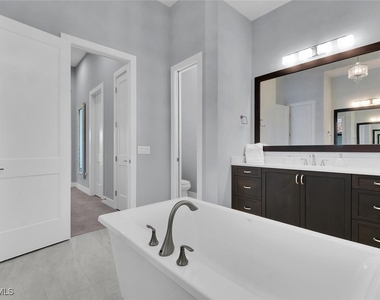 1621 Begonia Court - Photo Thumbnail 27