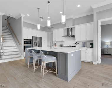 1621 Begonia Court - Photo Thumbnail 10