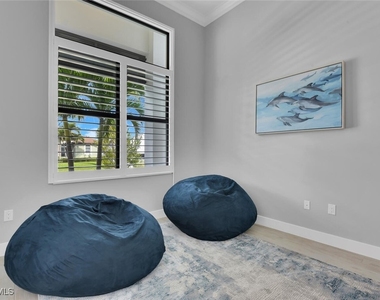 1621 Begonia Court - Photo Thumbnail 21