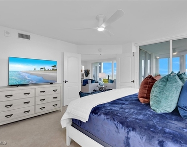 6101 Pelican Bay Boulevard - Photo Thumbnail 17