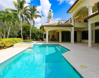 823 Cassena Road - Photo Thumbnail 9