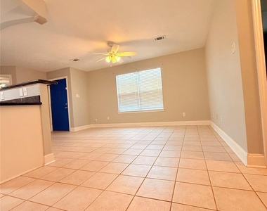 320 Willowick Street - Photo Thumbnail 2