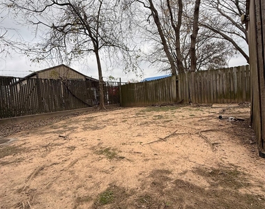 320 Willowick Street - Photo Thumbnail 13