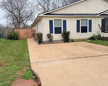 320 Willowick Street - Photo Thumbnail 1