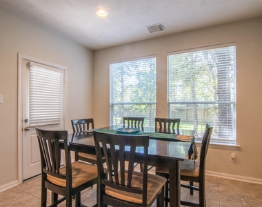 15 Aquiline Oaks Place - Photo Thumbnail 23