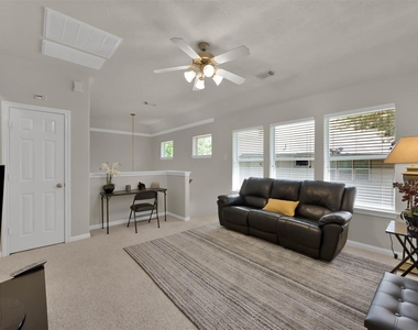 15 Aquiline Oaks Place - Photo Thumbnail 26