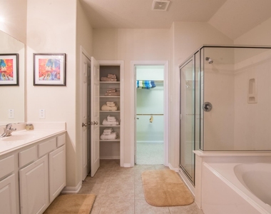 15 Aquiline Oaks Place - Photo Thumbnail 30