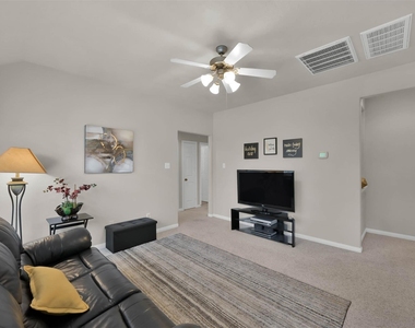15 Aquiline Oaks Place - Photo Thumbnail 25
