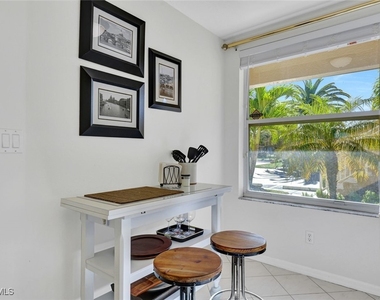2469 Millcreek Lane - Photo Thumbnail 8