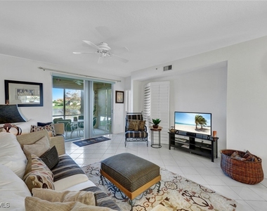 2469 Millcreek Lane - Photo Thumbnail 4