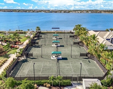 11811 Venetian Lagoon Drive - Photo Thumbnail 41