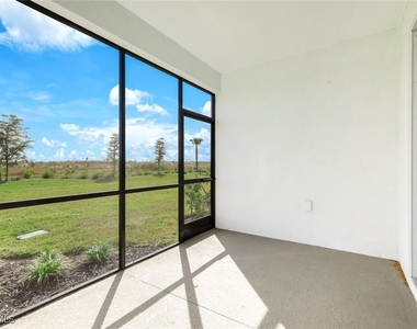 11811 Venetian Lagoon Drive - Photo Thumbnail 31