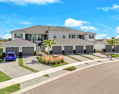 11811 Venetian Lagoon Drive - Photo Thumbnail 42