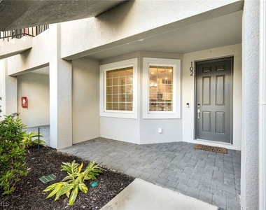 11811 Venetian Lagoon Drive - Photo Thumbnail 7