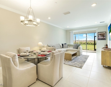 11811 Venetian Lagoon Drive - Photo Thumbnail 12