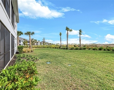 11811 Venetian Lagoon Drive - Photo Thumbnail 32