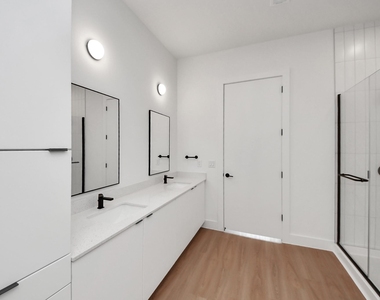 2810 Riverby Road - Photo Thumbnail 26