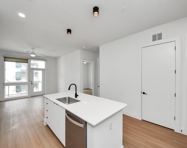 2810 Riverby Road - Photo Thumbnail 3