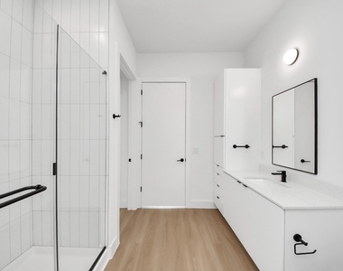 2810 Riverby Road - Photo Thumbnail 17
