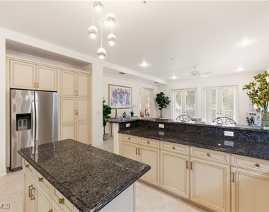 2843 Tiburon Boulevard E - Photo Thumbnail 13