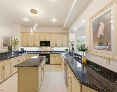 2843 Tiburon Boulevard E - Photo Thumbnail 12