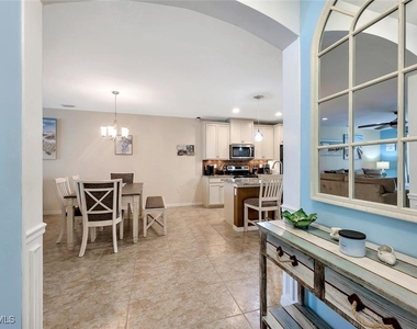 14940 Edgewater Circle - Photo Thumbnail 13
