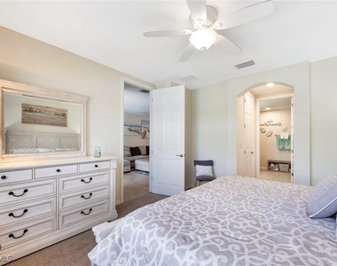 14940 Edgewater Circle - Photo Thumbnail 19