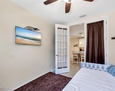 14940 Edgewater Circle - Photo Thumbnail 26
