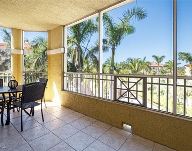 2748 Tiburon Boulevard E - Photo Thumbnail 24